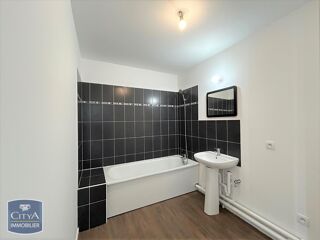  Appartement à louer 3 pièces 57 m²