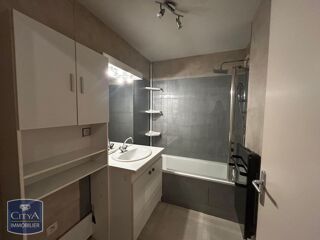  Appartement à louer 2 pièces 52 m²