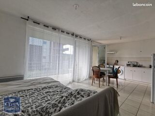  Appartement à louer 1 pièce 35 m²