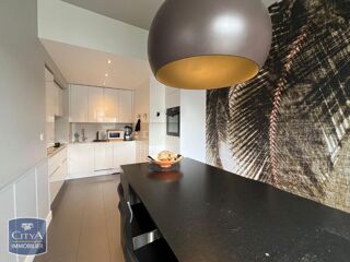  Appartement à louer 4 pièces 84 m²