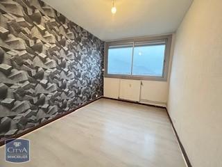  Appartement à louer 3 pièces 75 m²