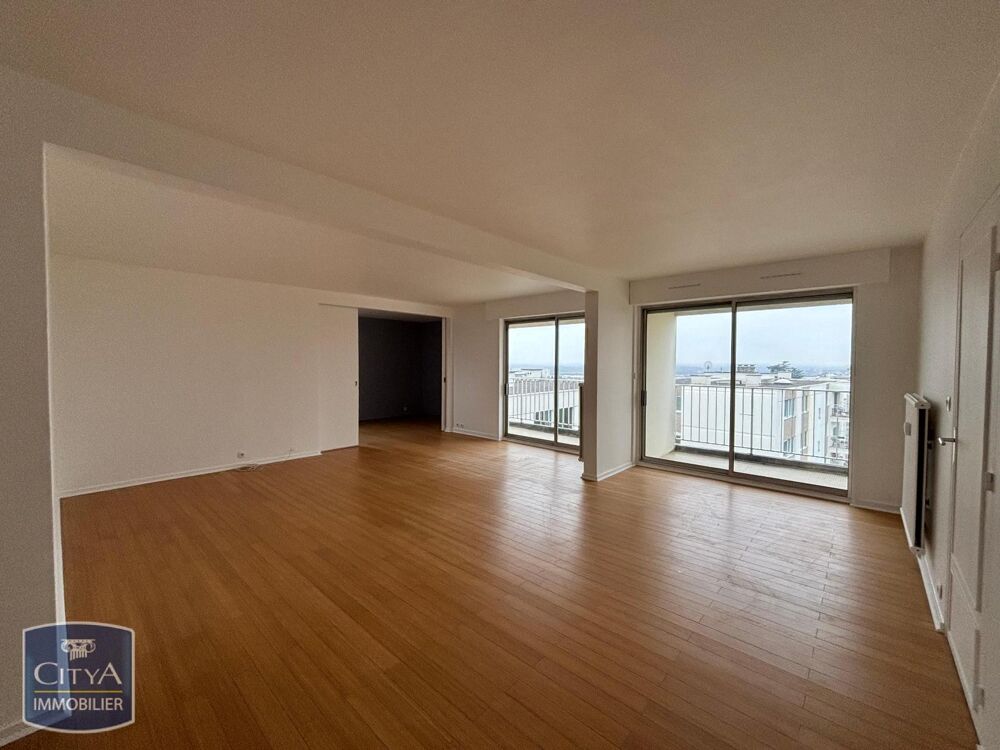 location Appartement - 5 pièce(s) - 131 m² Mâcon (71000)