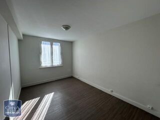  Appartement à louer 2 pièces 44 m²