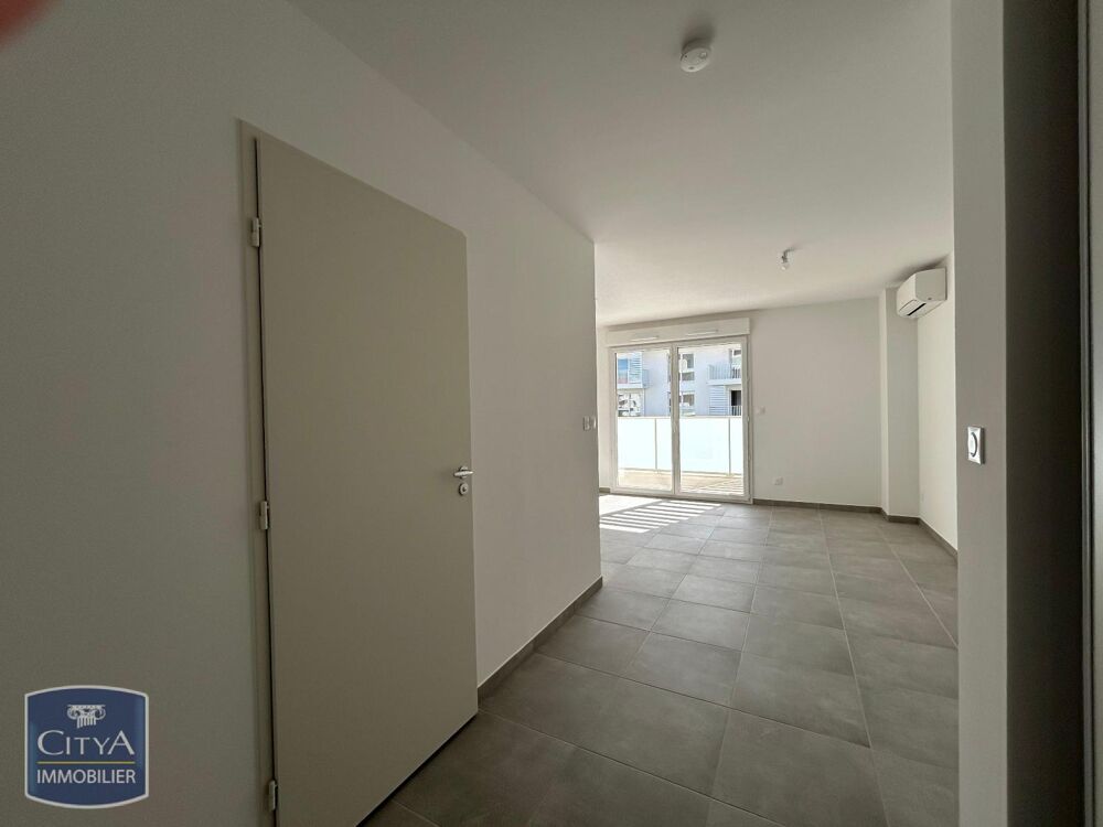 location Appartement - 1 pièce(s) - 28 m² Monteux (84170)