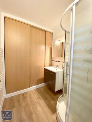  Appartement à louer 3 pièces 58 m²
