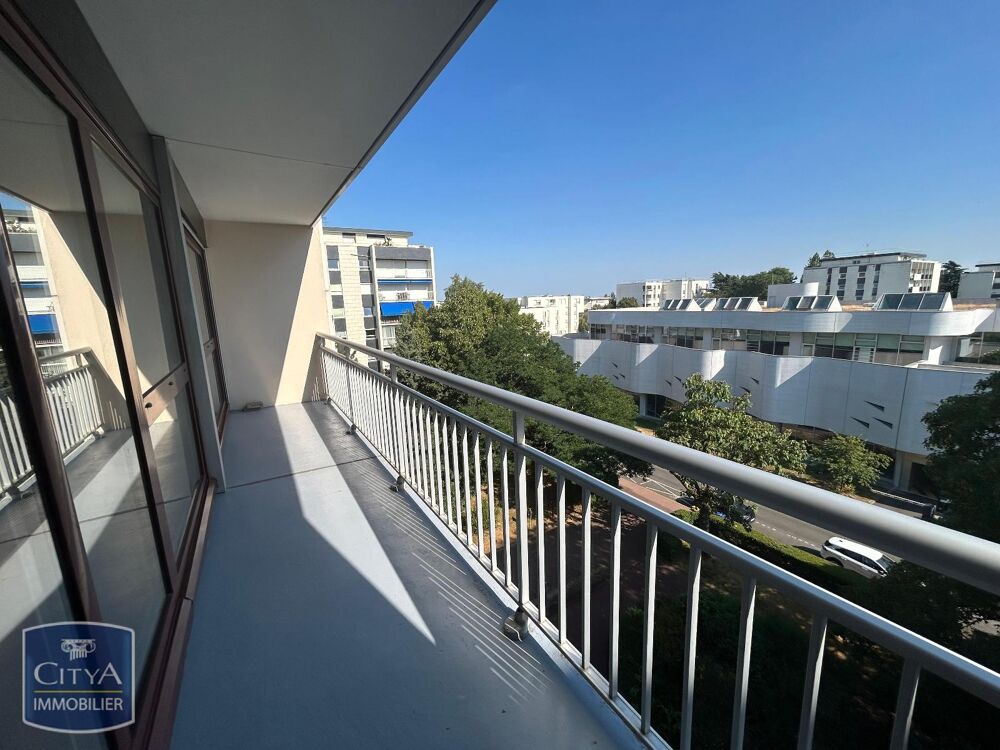 À LOUER : Appartement T3 à Vélizy-Villacoublay, situé da....