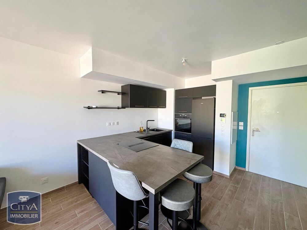 À louer : Appartement T2 à Aix-en-Provence, situé dans u....