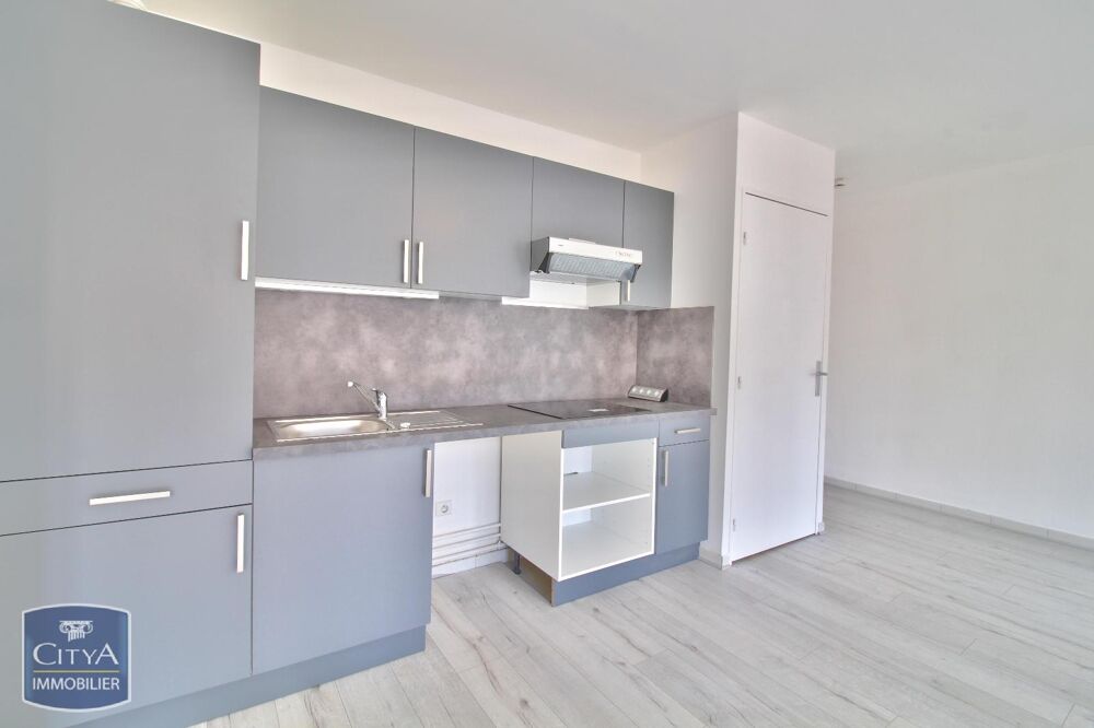 À LOUER : Découvrez cet appartement rénové T2 situé en p....