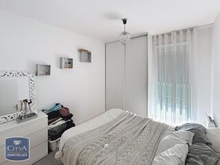  Appartement à louer 2 pièces 45 m²