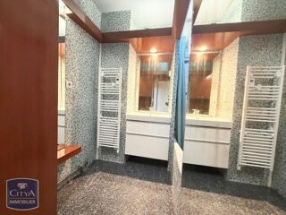  Appartement à louer 4 pièces 94 m²