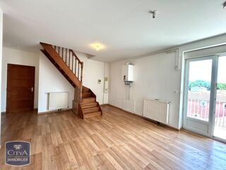  Appartement à louer 4 pièces 68 m²