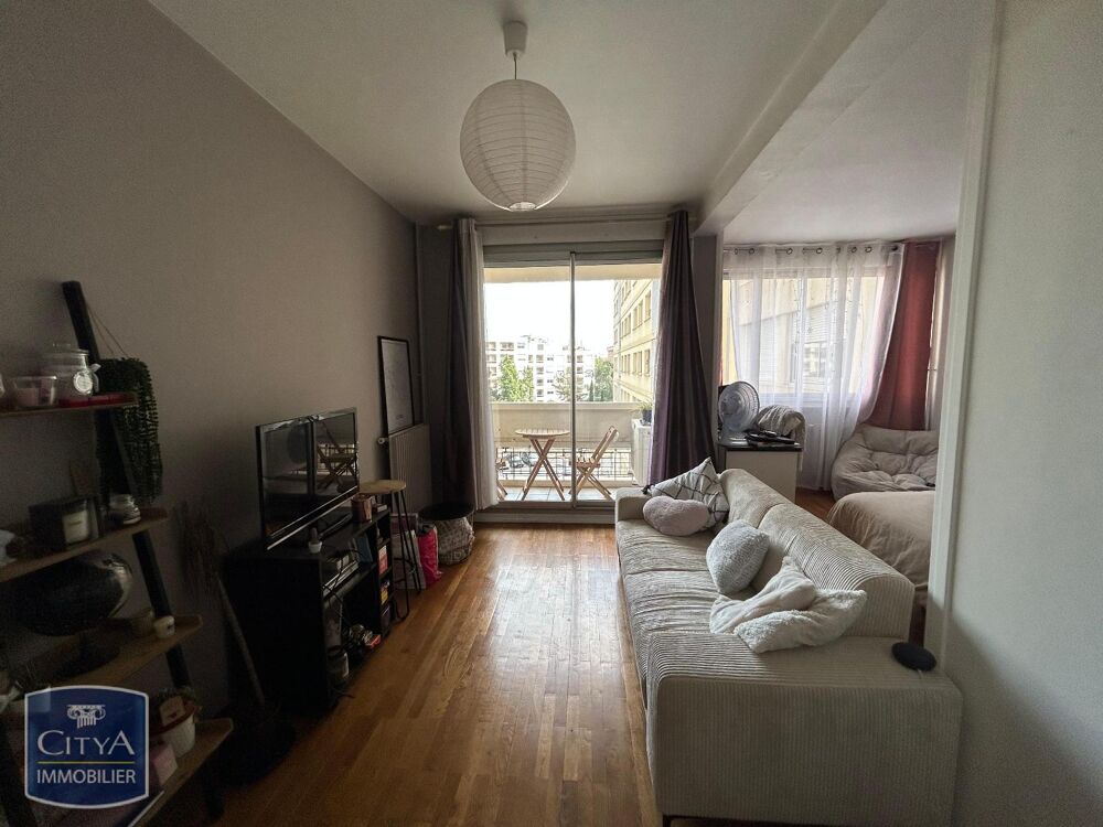 location Appartement - 1 pièce(s) - 42 m² Lyon 8