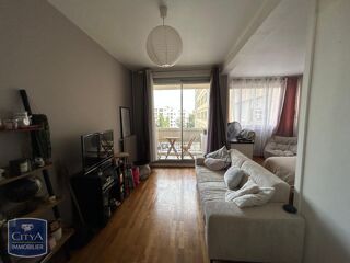  Appartement à louer 1 pièce 42 m²