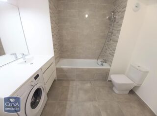  Appartement à louer 2 pièces 50 m²