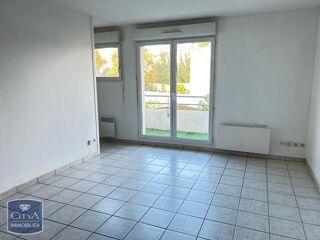  Appartement à louer 2 pièces 45 m²