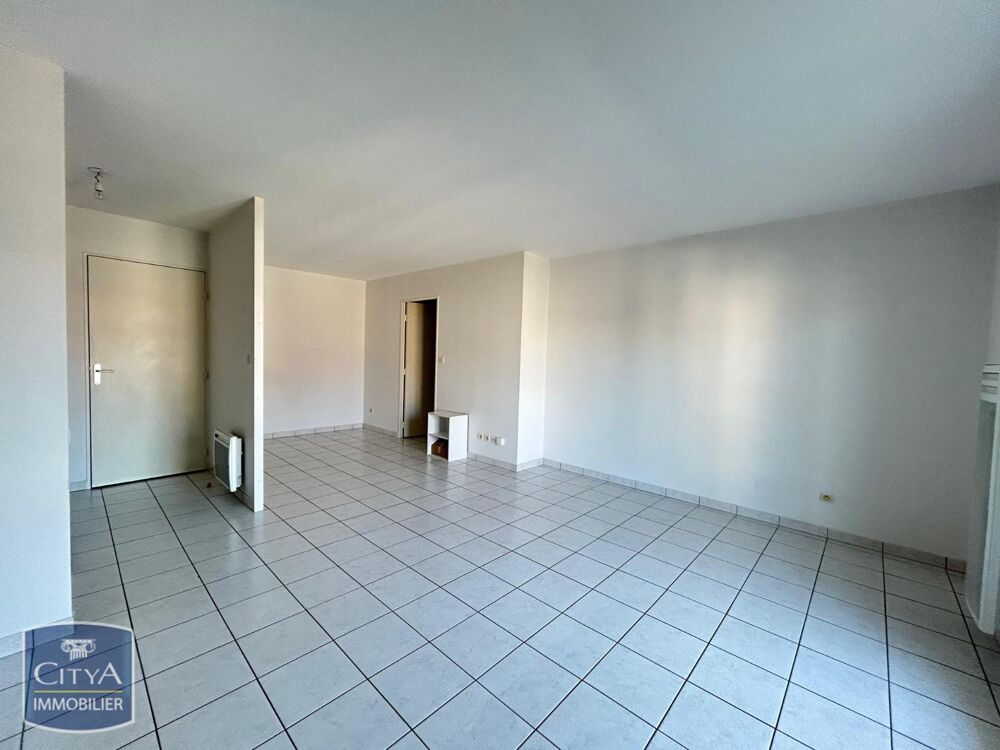 À LOUER : Charmant appartement T2 situé à Vierzon, dans ....