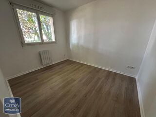  Appartement à louer 3 pièces 56 m²