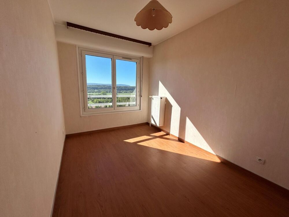location Appartement - 4 pièce(s) - 77 m² Montbéliard (25200)