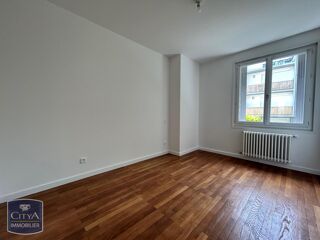  Maison à louer 4 pièces 124 m²