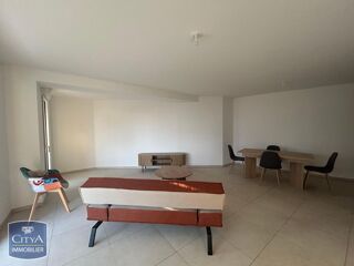  Appartement � louer 3 pi�ces 79 m�