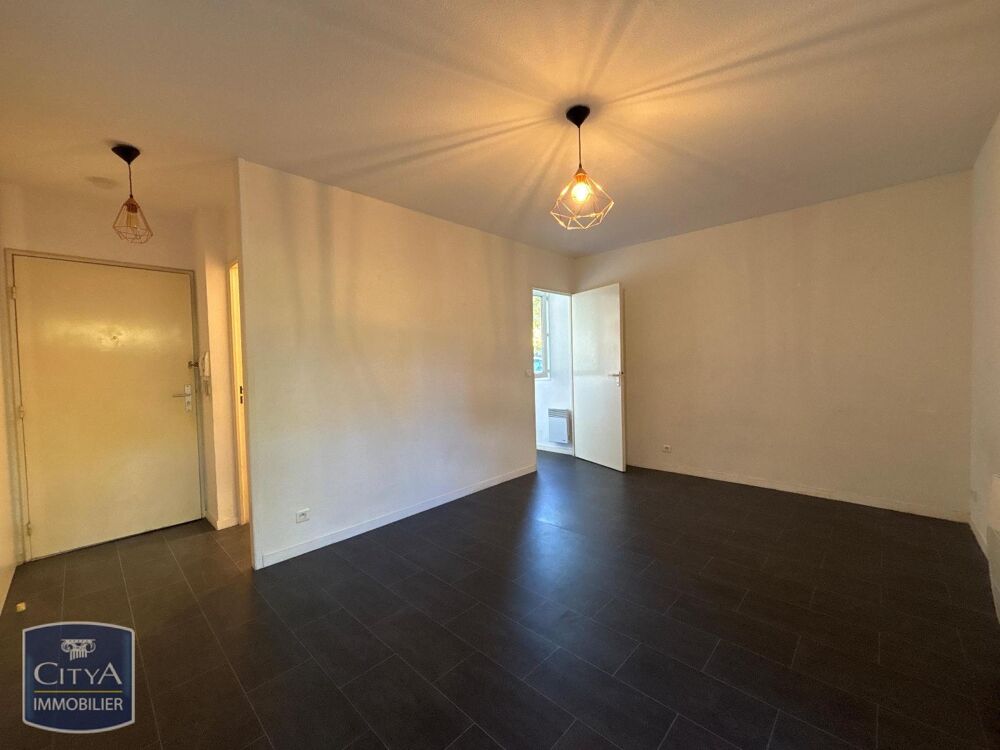 À LOUER : T1 NON MEUBLE + TERRASSE + PARKING - MERIGNAC ....
