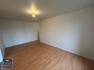 Appartement à louer 3 pièces 59 m²