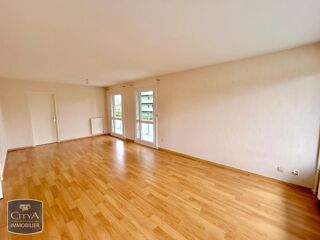  Appartement à louer 3 pièces 68 m²