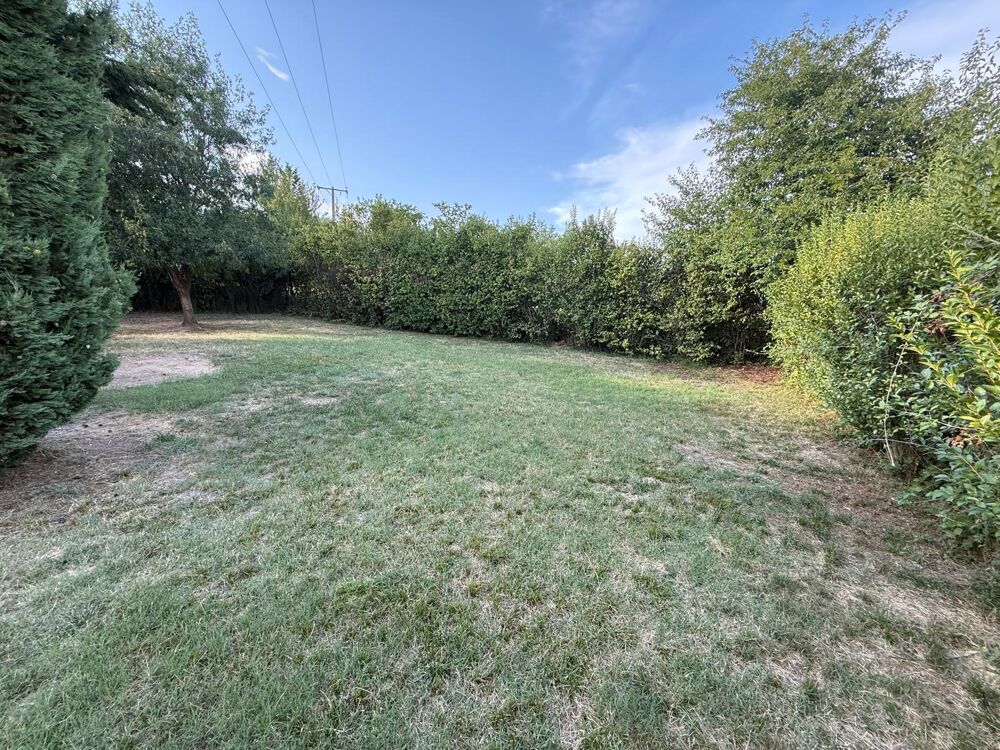 Sur la commune d'AUBENAS, une villa type F4 de plain-pie....