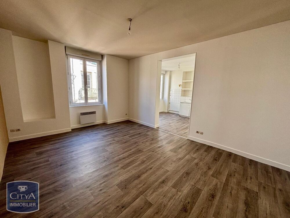 À LOUER : Appartement T2 situé à Buzançais, dans le dépa....
