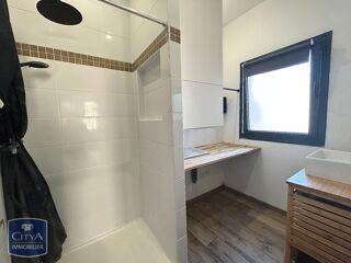  Appartement à louer 3 pièces 60 m²