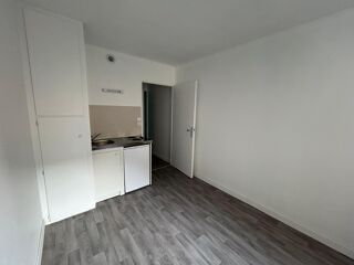  Appartement � louer 1 pi�ce  Tours