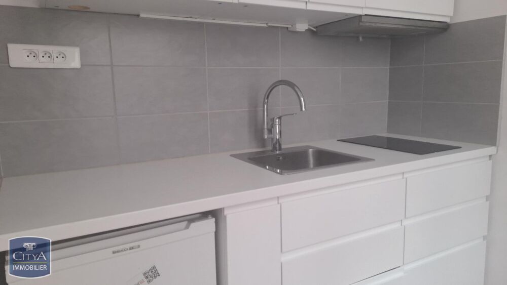 location Appartement - 1 pièce(s) - 23 m² Paris 10