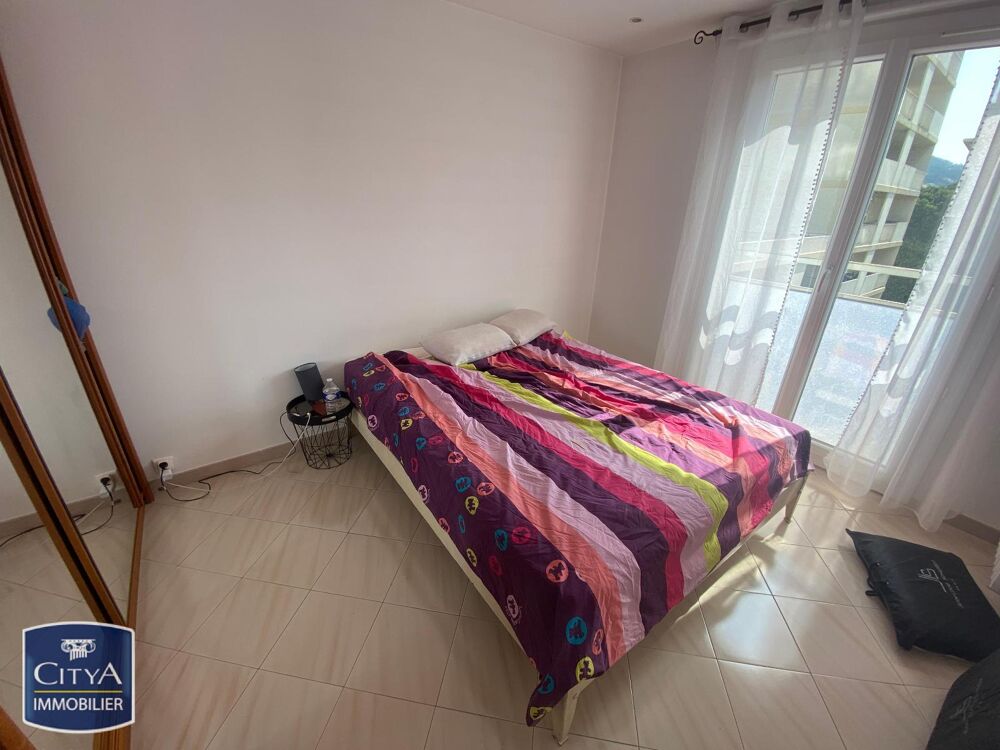 location Appartement - 4 pièce(s) - 132 m² Toulon (83000)