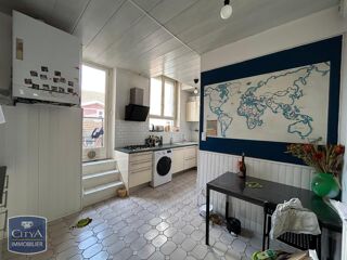  Appartement à louer 4 pièces 106 m²
