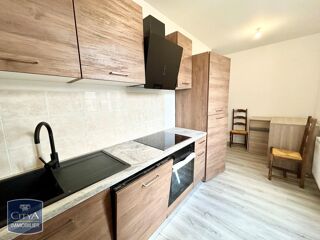  Appartement à louer 3 pièces 60 m²