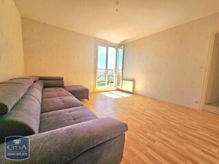  Appartement à louer 4 pièces 80 m²