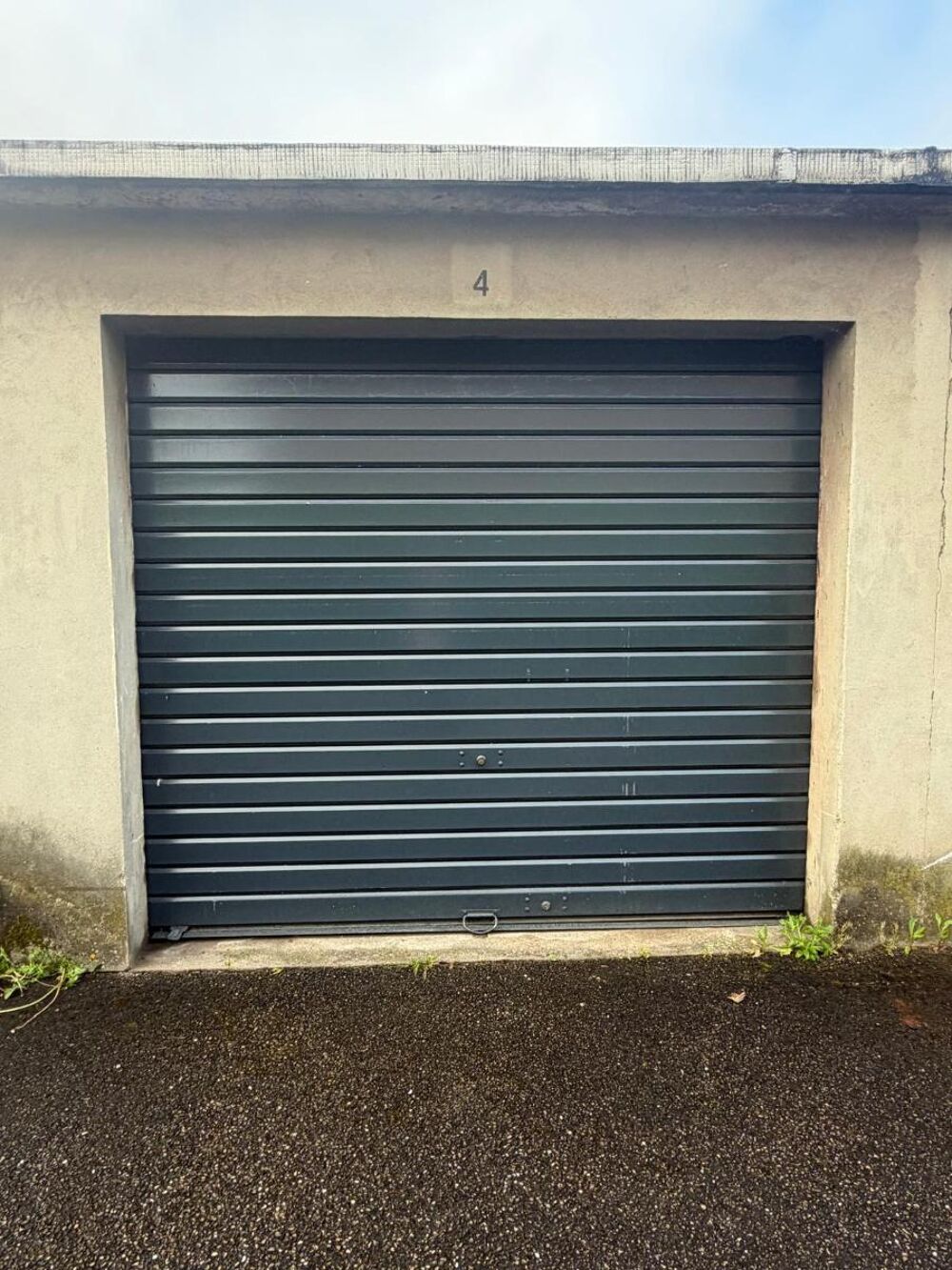 location Parking / Garage Décines-Charpieu (69150)