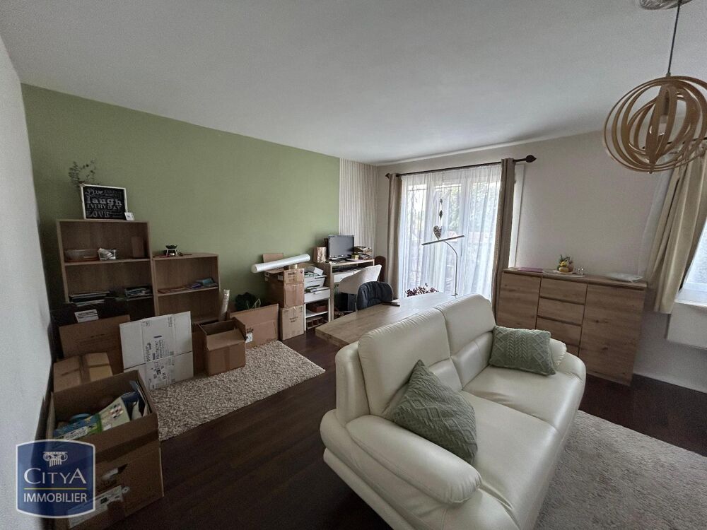 À LOUER : Charmant appartement T3 à Évry, idéal pour une....