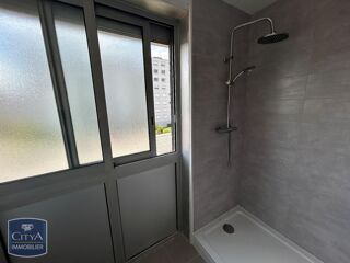  Appartement à louer 4 pièces 68 m²