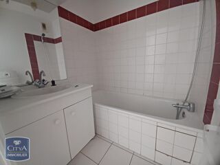  Appartement à louer 2 pièces 45 m²