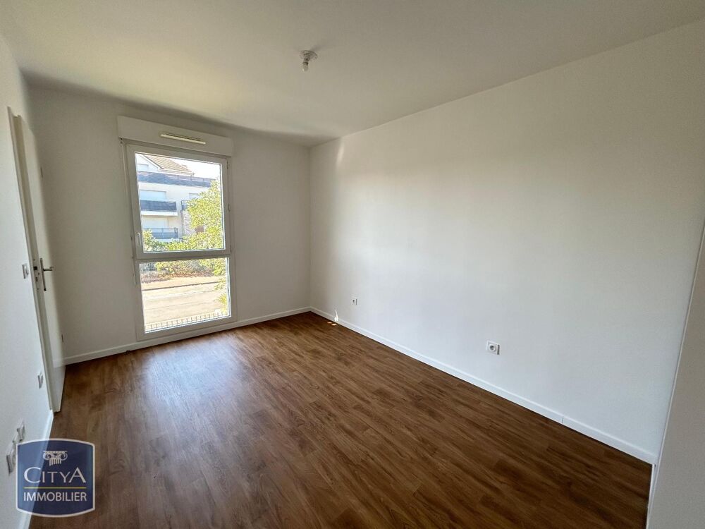 location Appartement - 2 pièce(s) - 47 m² Saint-Pierre-du-Perray (91280)