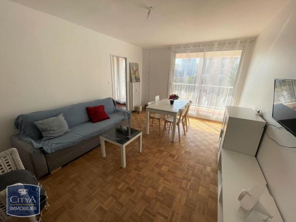 EXCLUSIVITÉ - DERNIER ÉTAGE En location : découvrez cet ....