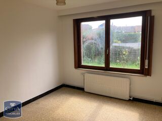  Appartement à louer 4 pièces 74 m²