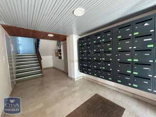  Appartement à louer 1 pièce 28 m²