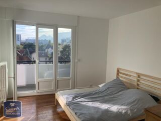  Appartement � louer 5 pi�ces 121 m�