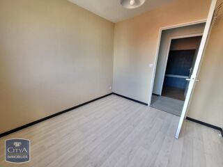  Appartement à louer 3 pièces 54 m²