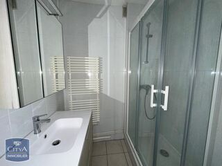  Appartement à louer 2 pièces 31 m²