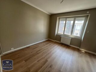  Appartement à louer 4 pièces 102 m²