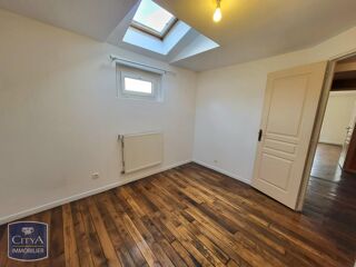  Maison à louer 5 pièces 169 m²