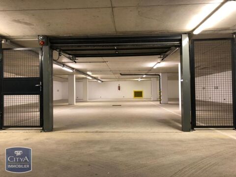  Parking / Garage � louer 
